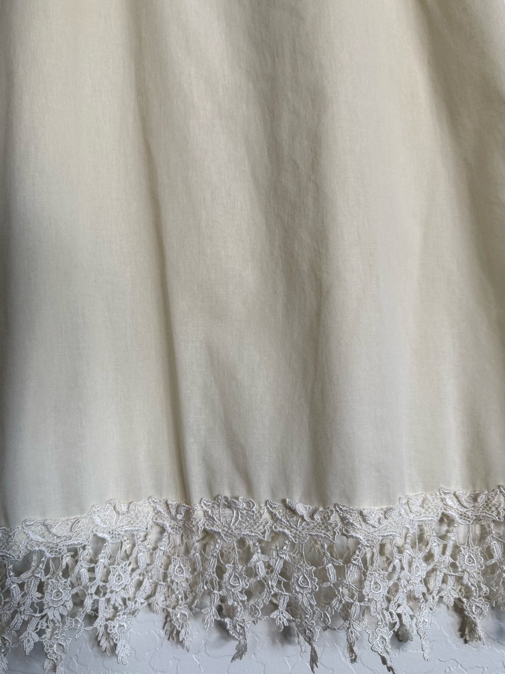 NEW OPTIONS by G.S.F.I. Vtg Cream Midi Shift Dress Lace Hem - Med - Made in USA - Picture 6 of 6